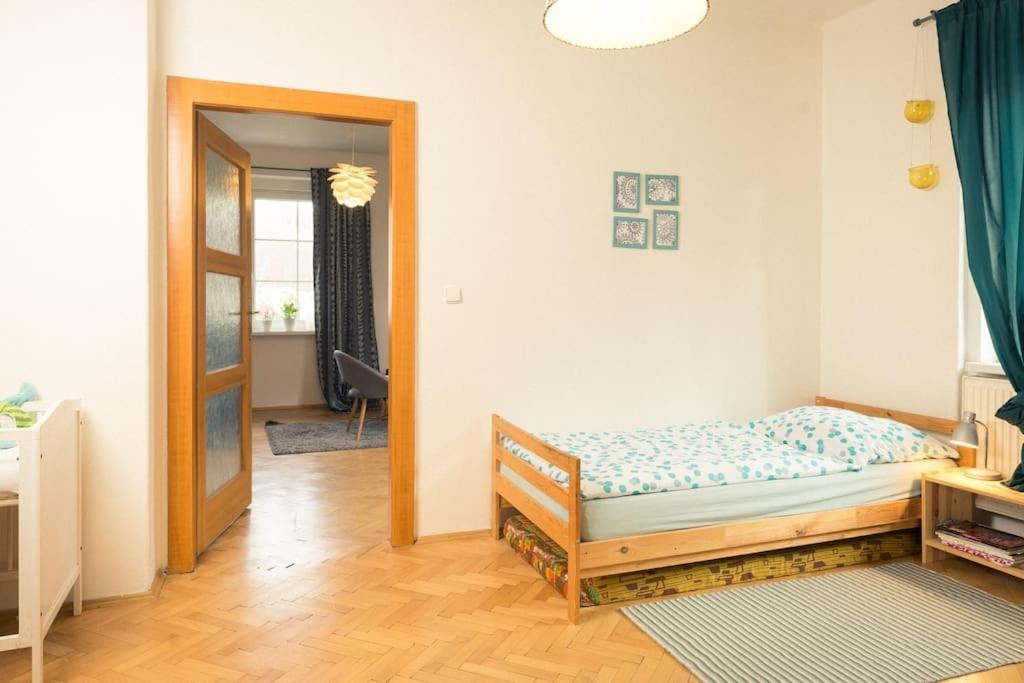 Apartment Flat Near The Castle *